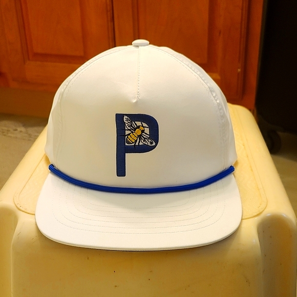 Puma Other - Puma Bee golf hat